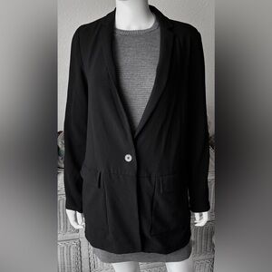Anthropologie Cartonnier Oversized Blazer Vented  Longline in black color Size S